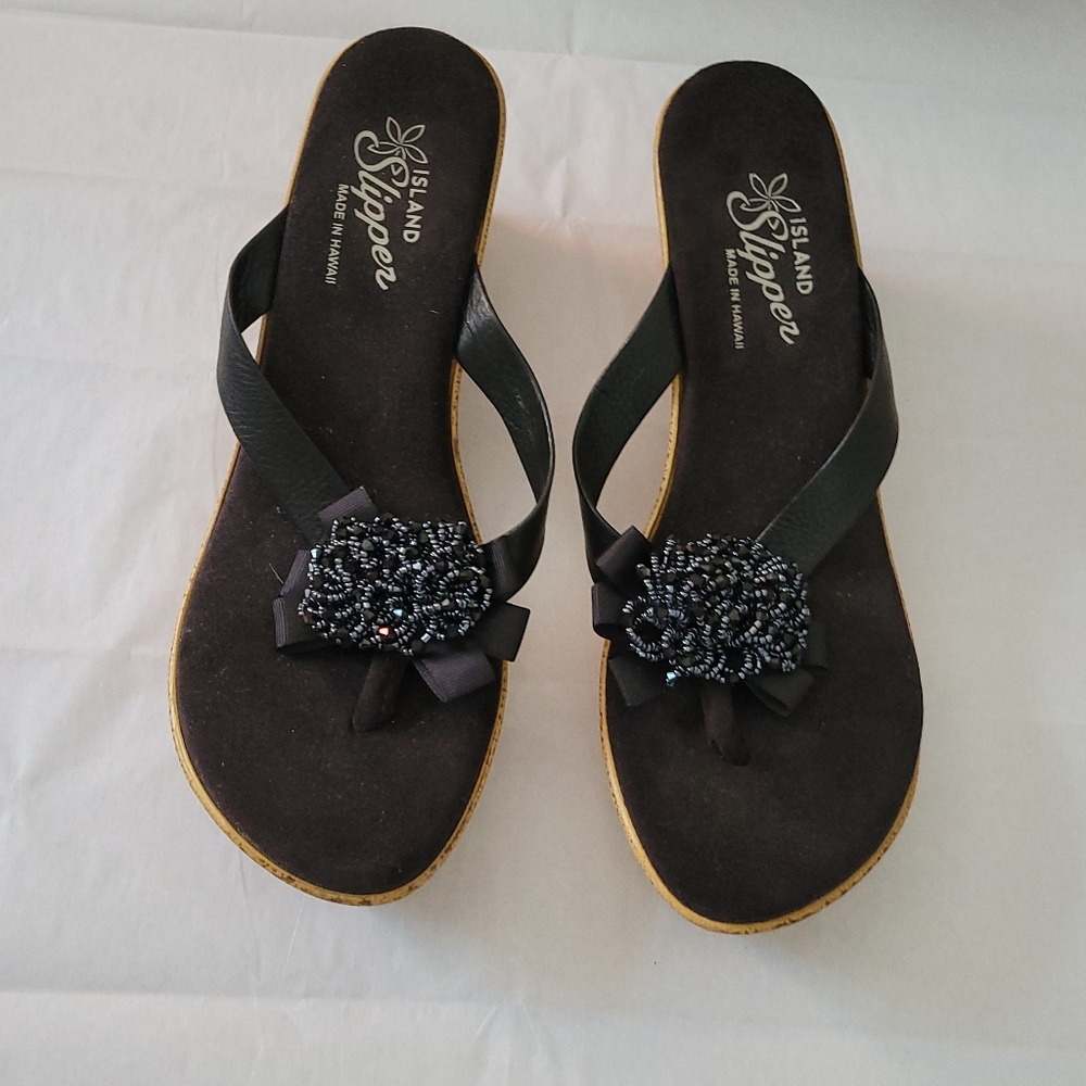 Island Slipper Women's Black Beaded Sandals